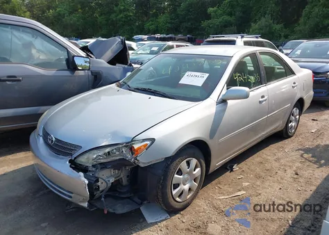 2004 Toyota Camry Le из США, поврежденный, VIN 4T1BE32K74U876908